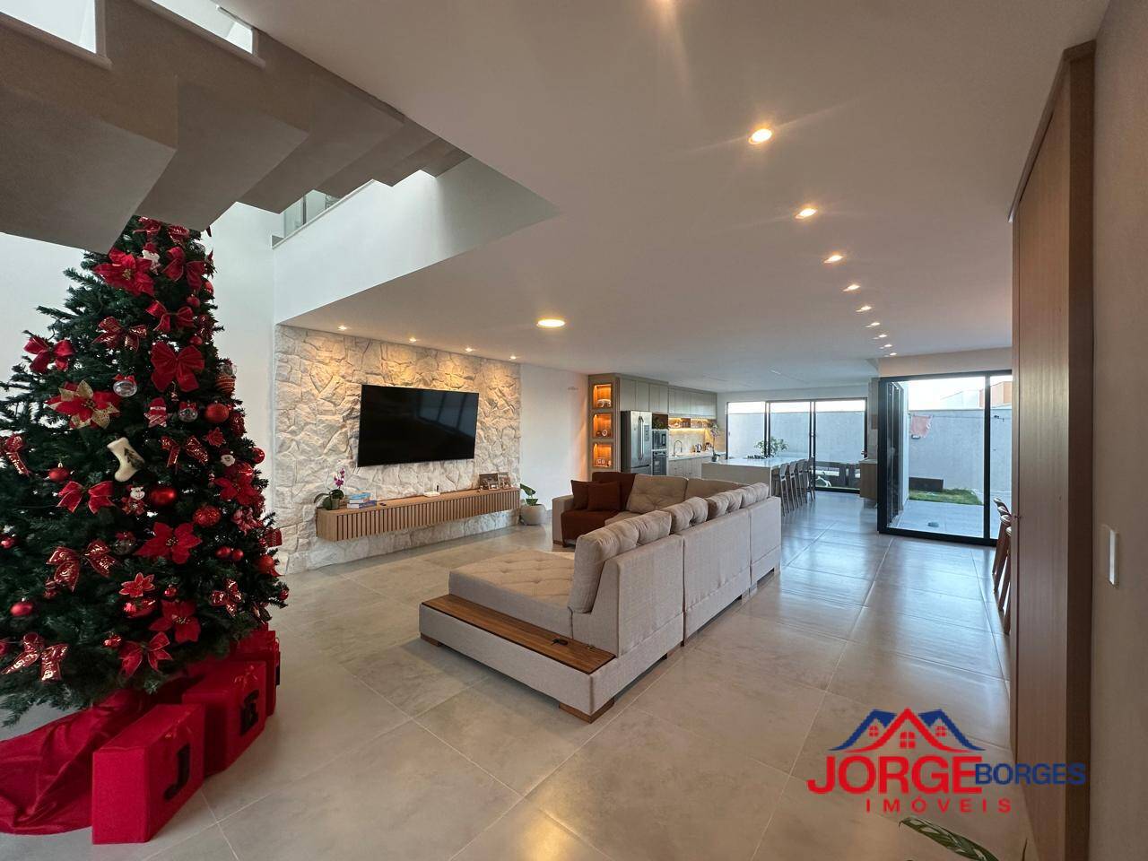 Casa, 3 quartos, 270 m² - Foto 3