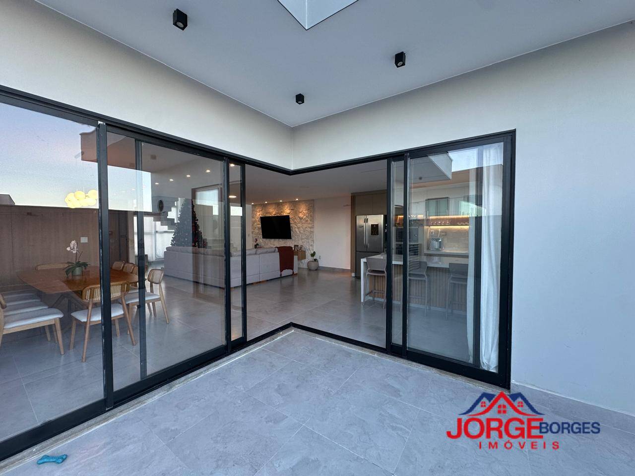 Casa, 3 quartos, 270 m² - Foto 17